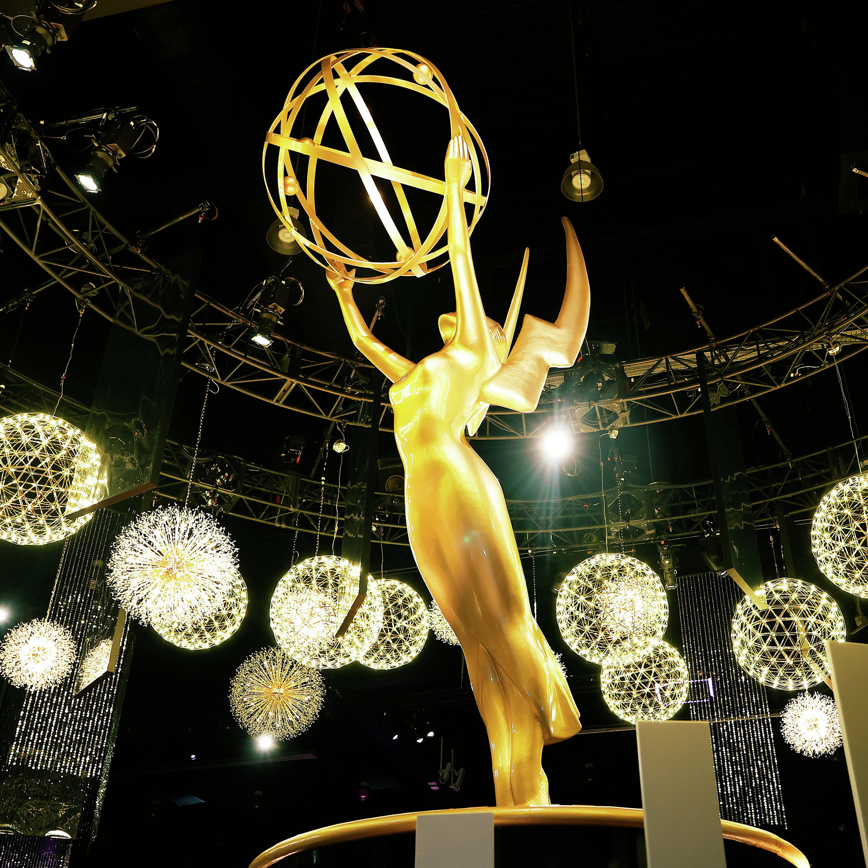 Mario's Thoughts on Emmy Nominations, Comment of The Week & More!