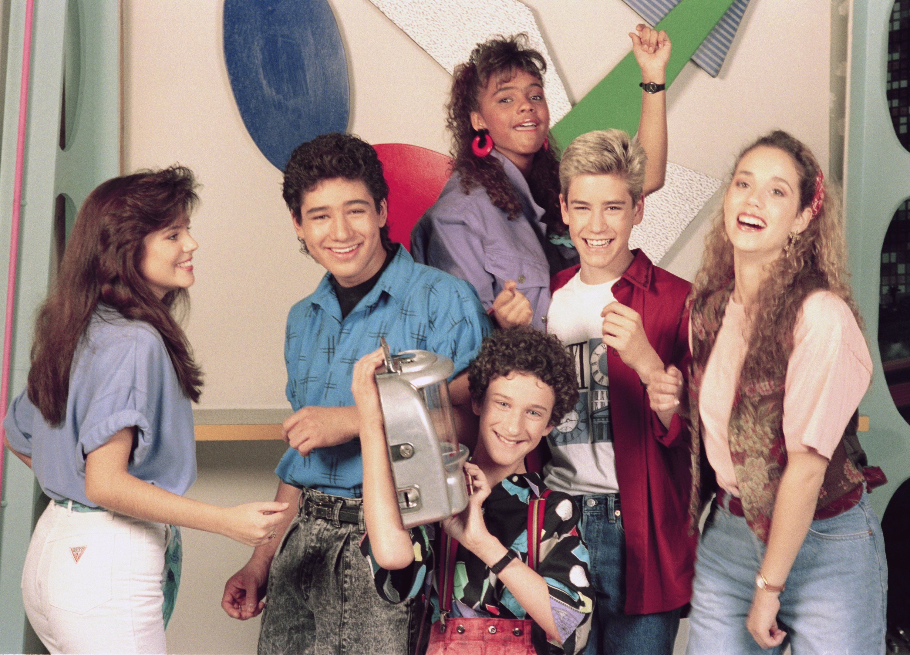 Saved By The Bell Ranked Best Teen TV Show of All Time, Latest Buzz & More! episode artwork