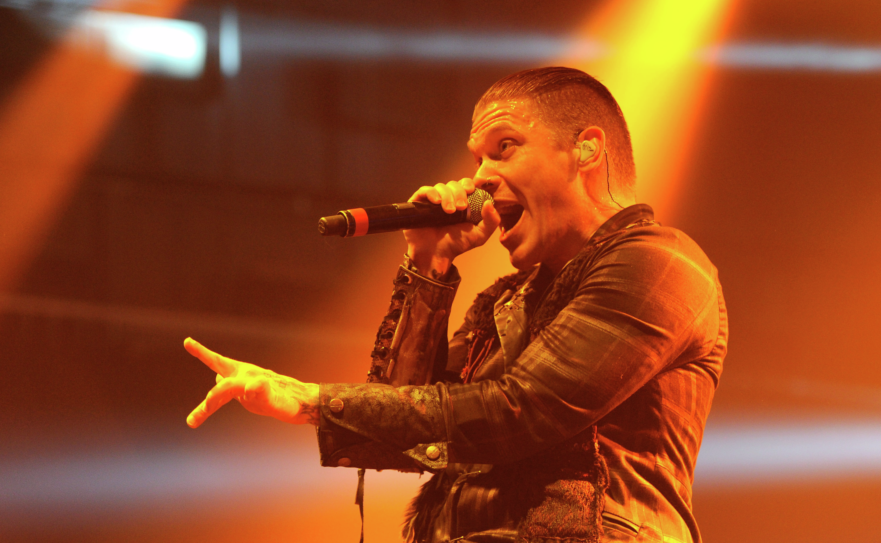 Shinedown's Brent Smith Talks New Album, Fresh Good Deed Lopezie & More!