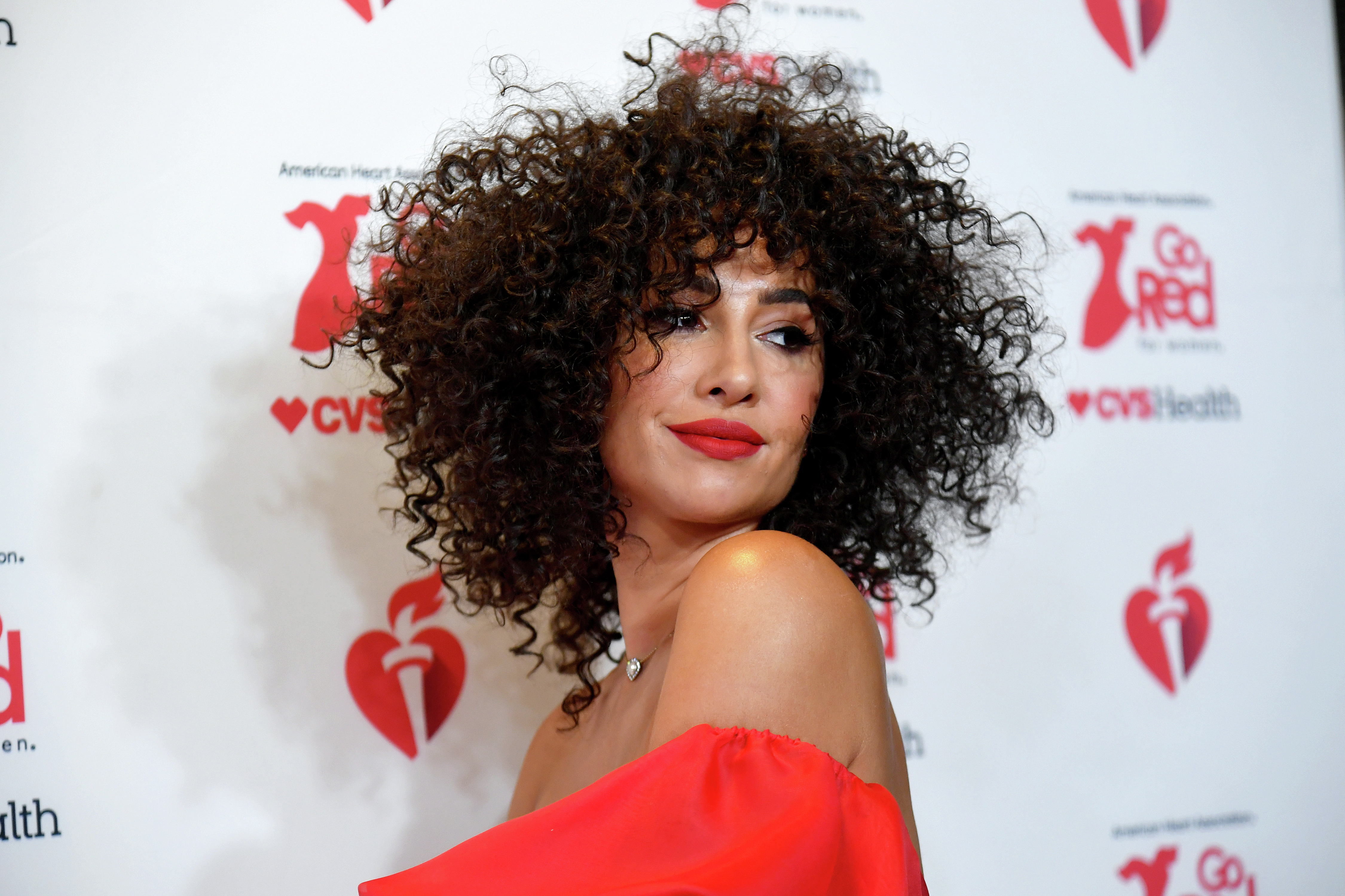 Jackie Cruz Talks New Movie, The Latest on Liam Payne's Passing & More episode artwork