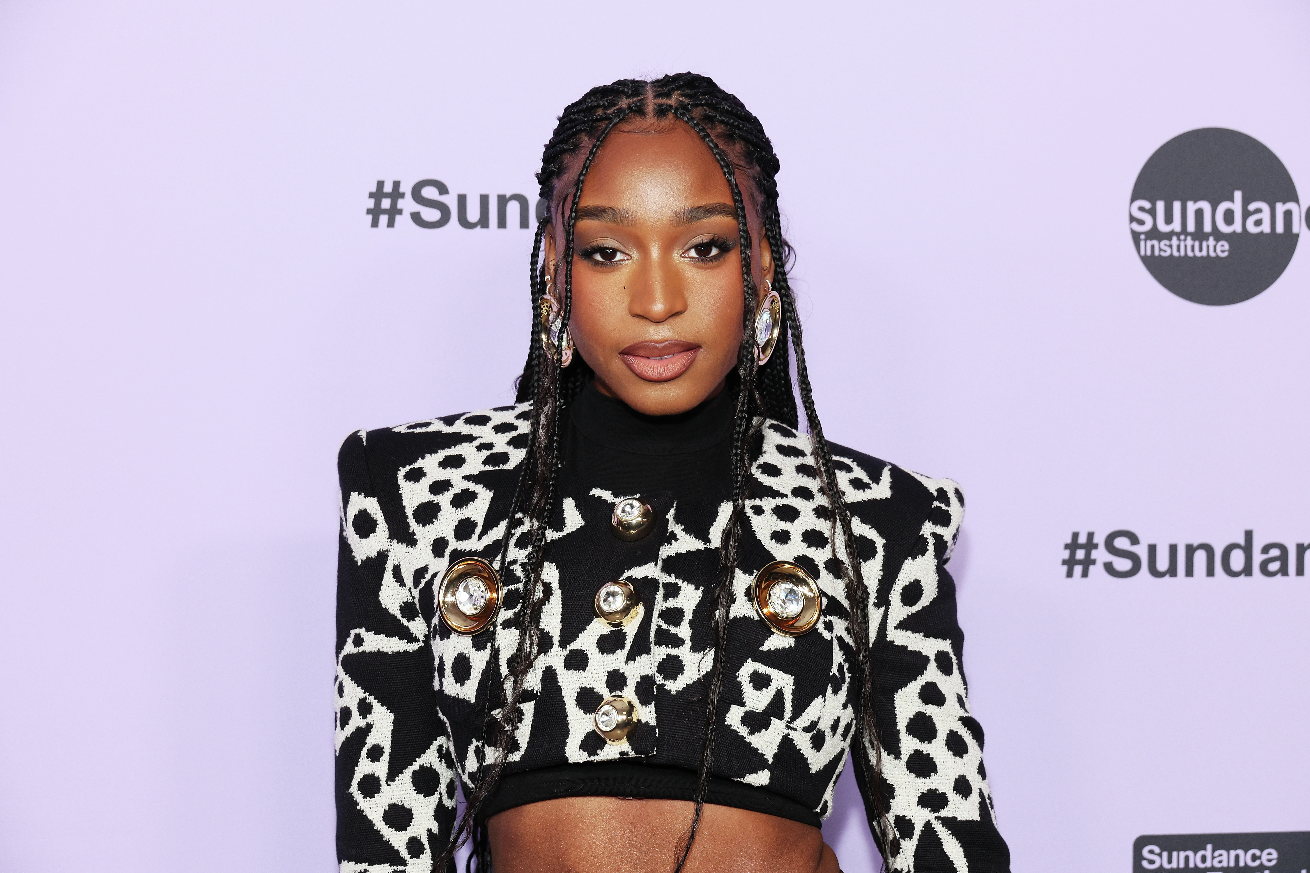 Mario vs Courtney in a New Age Slang Quiz, Normani's New Music & More!
