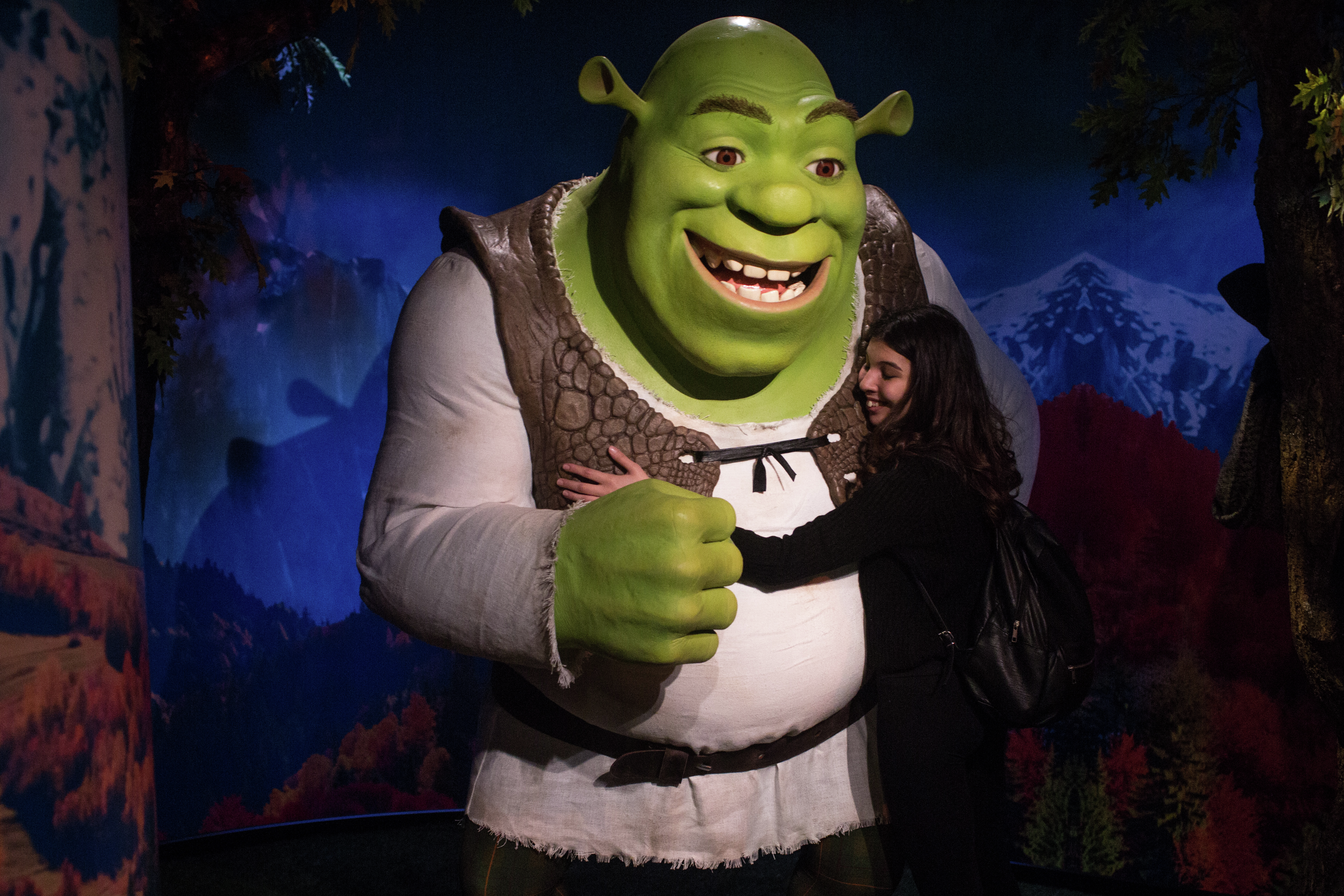 Mario vs Courtney in 'Shrek' Trivia, Helpful Snack Hacks & More! episode artwork