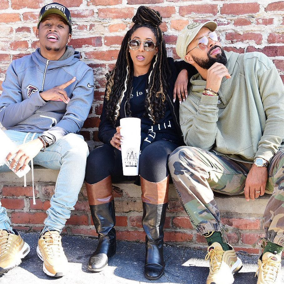 Episode 13"The Culture Deserves It" Feat. Kenny Burns w/ Ferrari Simmons & Su Solo Prod: iHandlebars