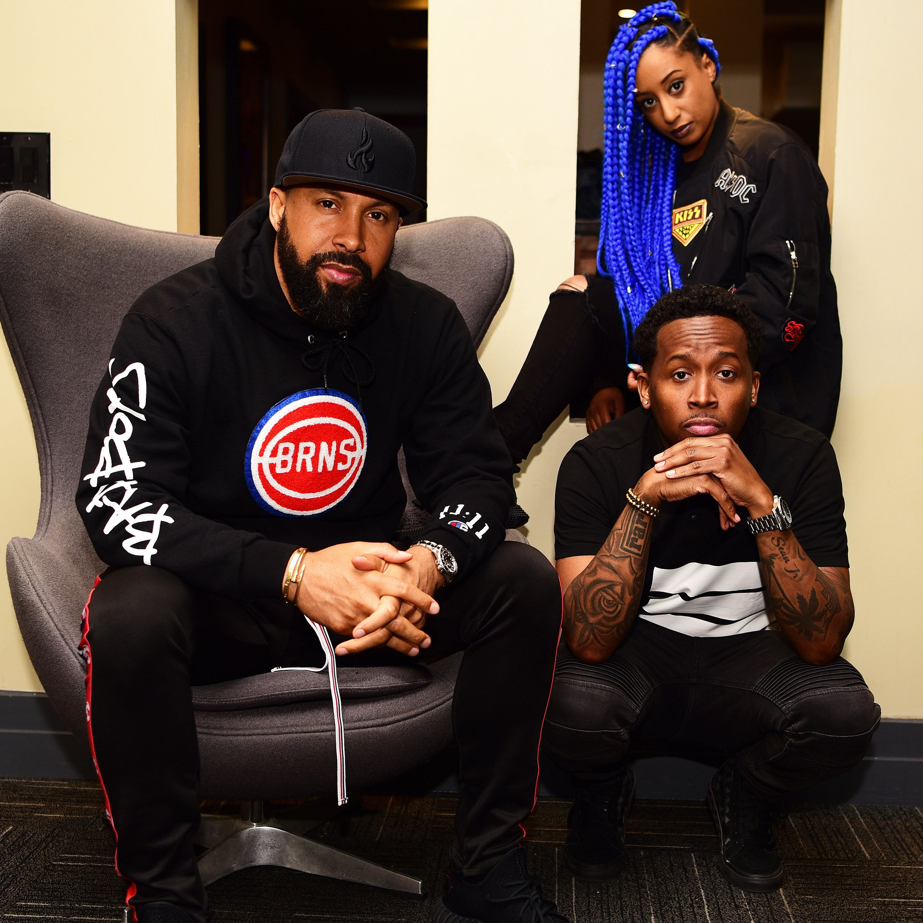 Episode 27"The Culture Deserves It" Feat. Kenny Burns w/ Ferrari Simmons & Su Solo Prod: iHandlebars
