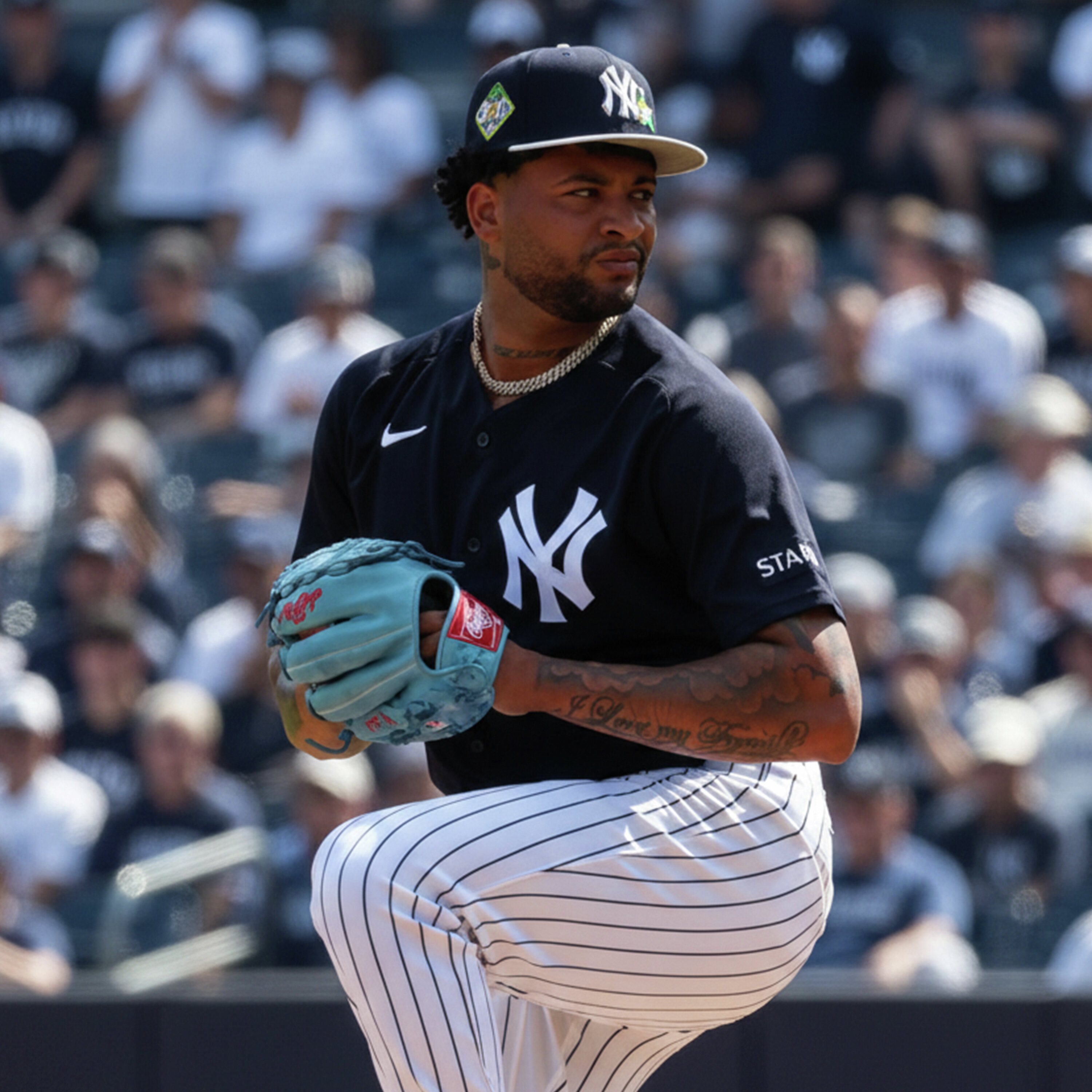 Luis Gil Sharp, Yanks Lose to Mets 6-4