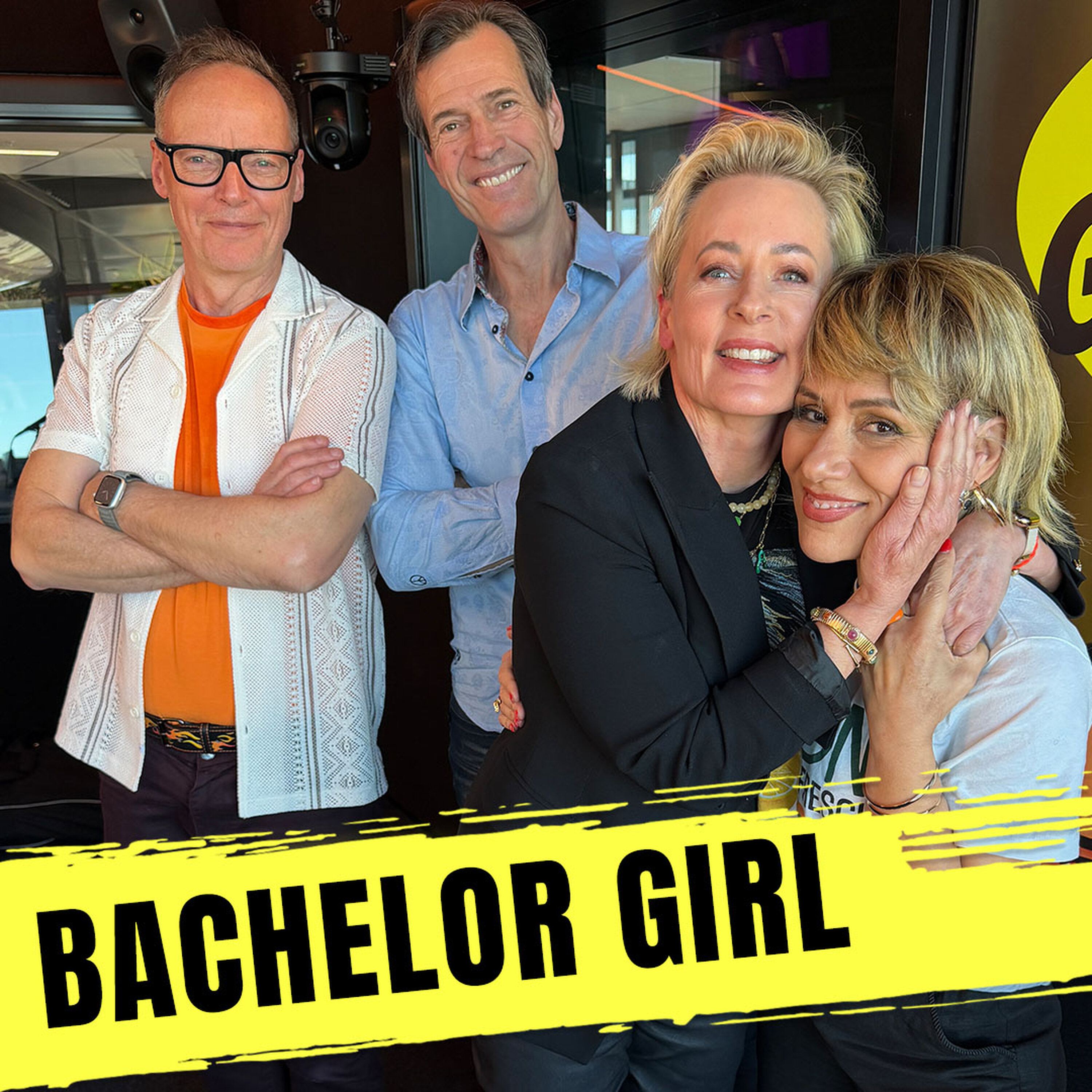 🎵 EXCLUSIVE CHAT: Bachelor Girl