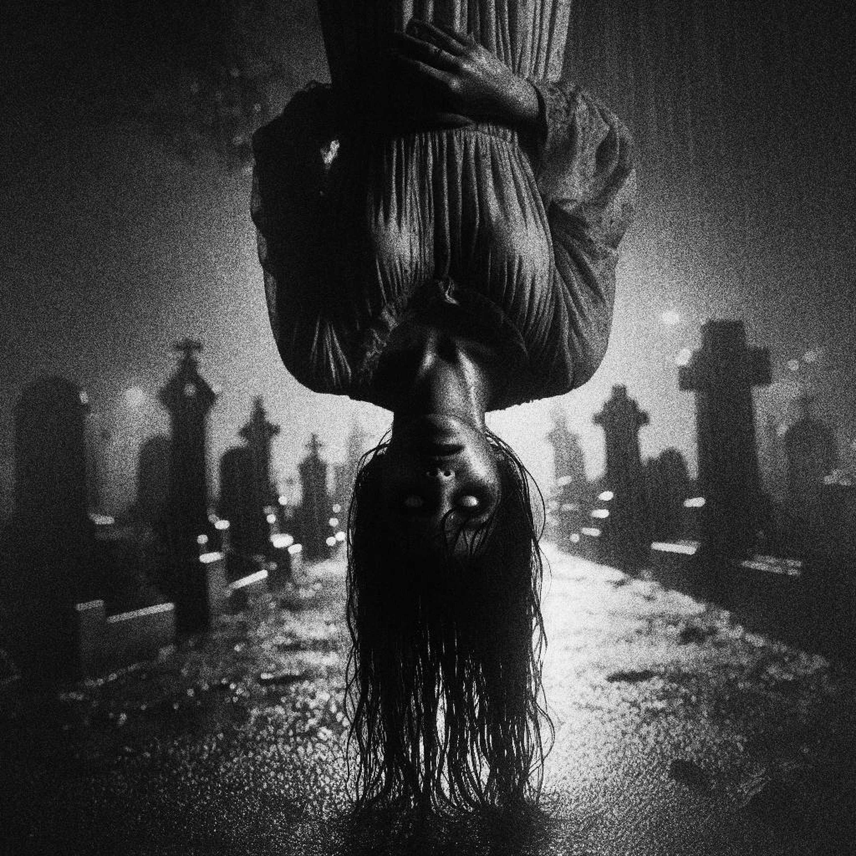 La Niña que flota al revés (historias de terror)