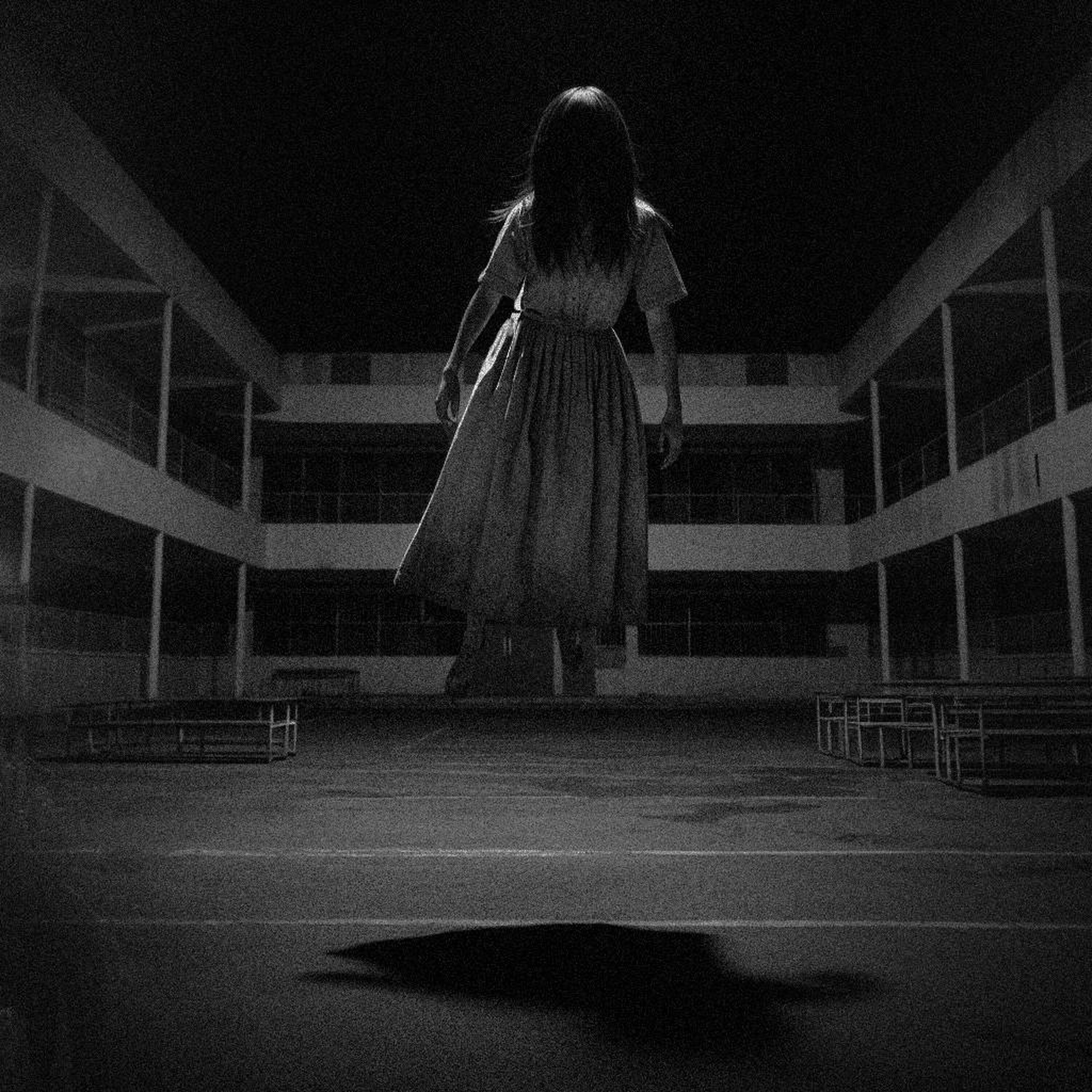 Soy Velador en una Escuela Embrujada (historia de horror)