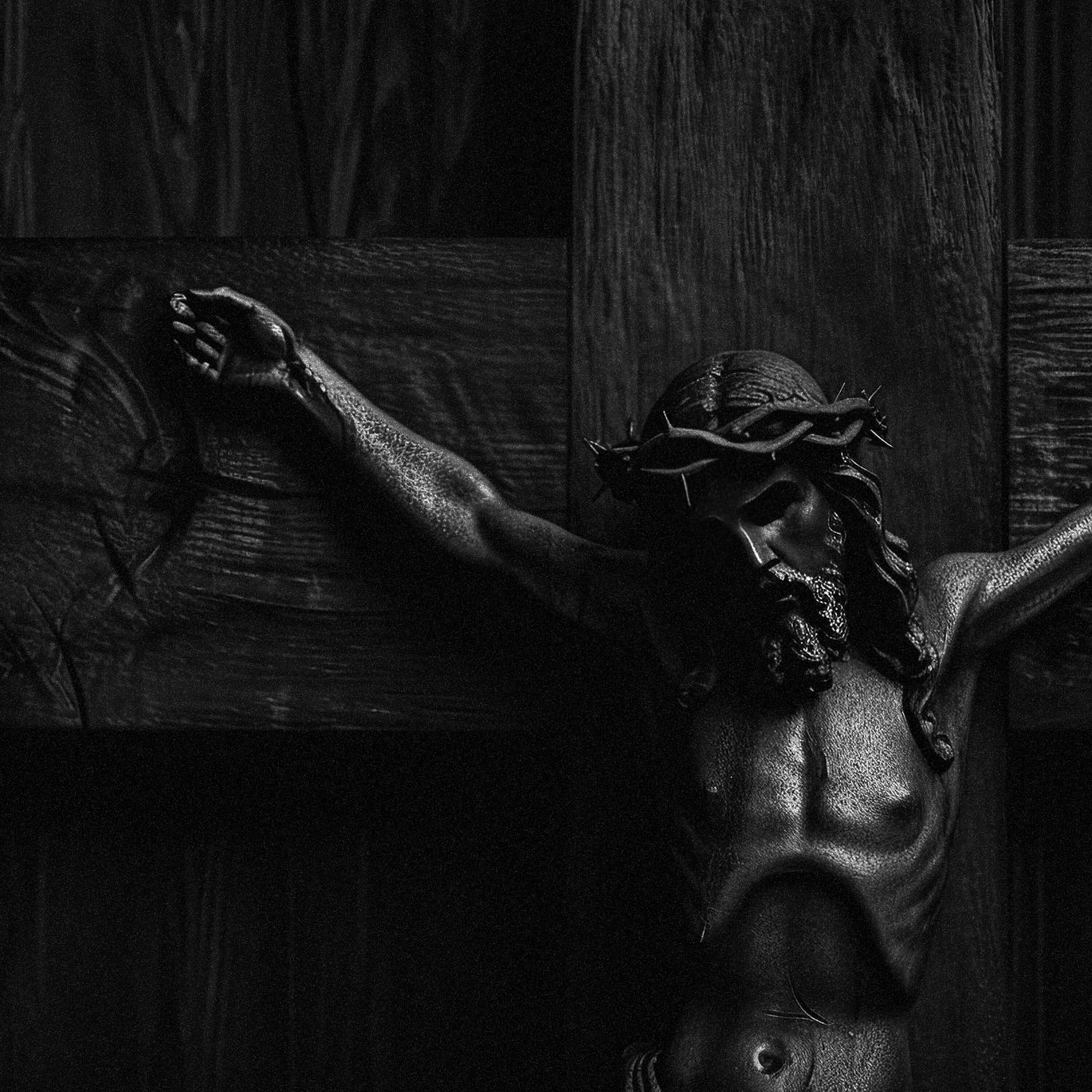 El Cristo que llora por las noches y otras experiencias paranormales