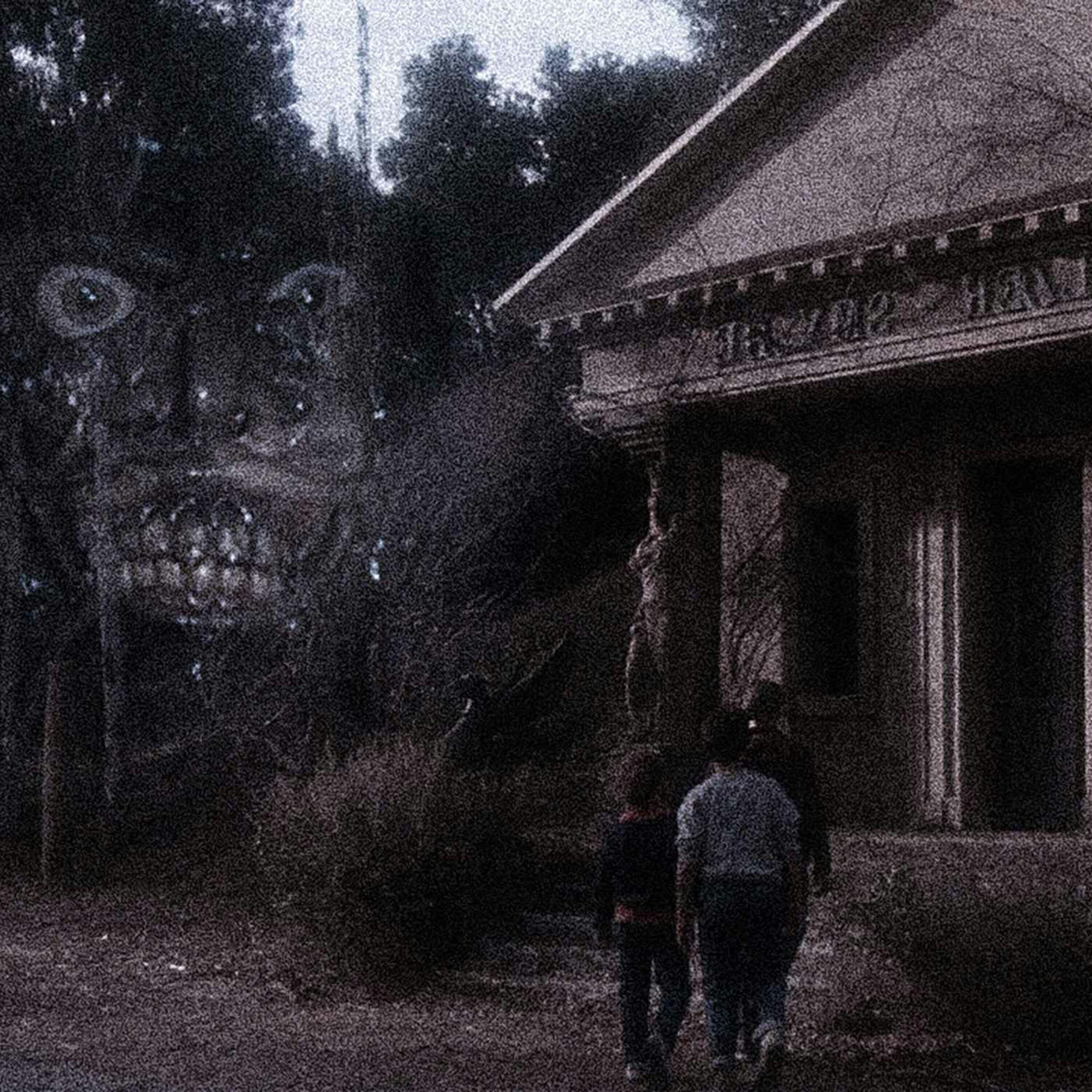 La misteriosa tumba enjaulada (y otras historias paranormales)