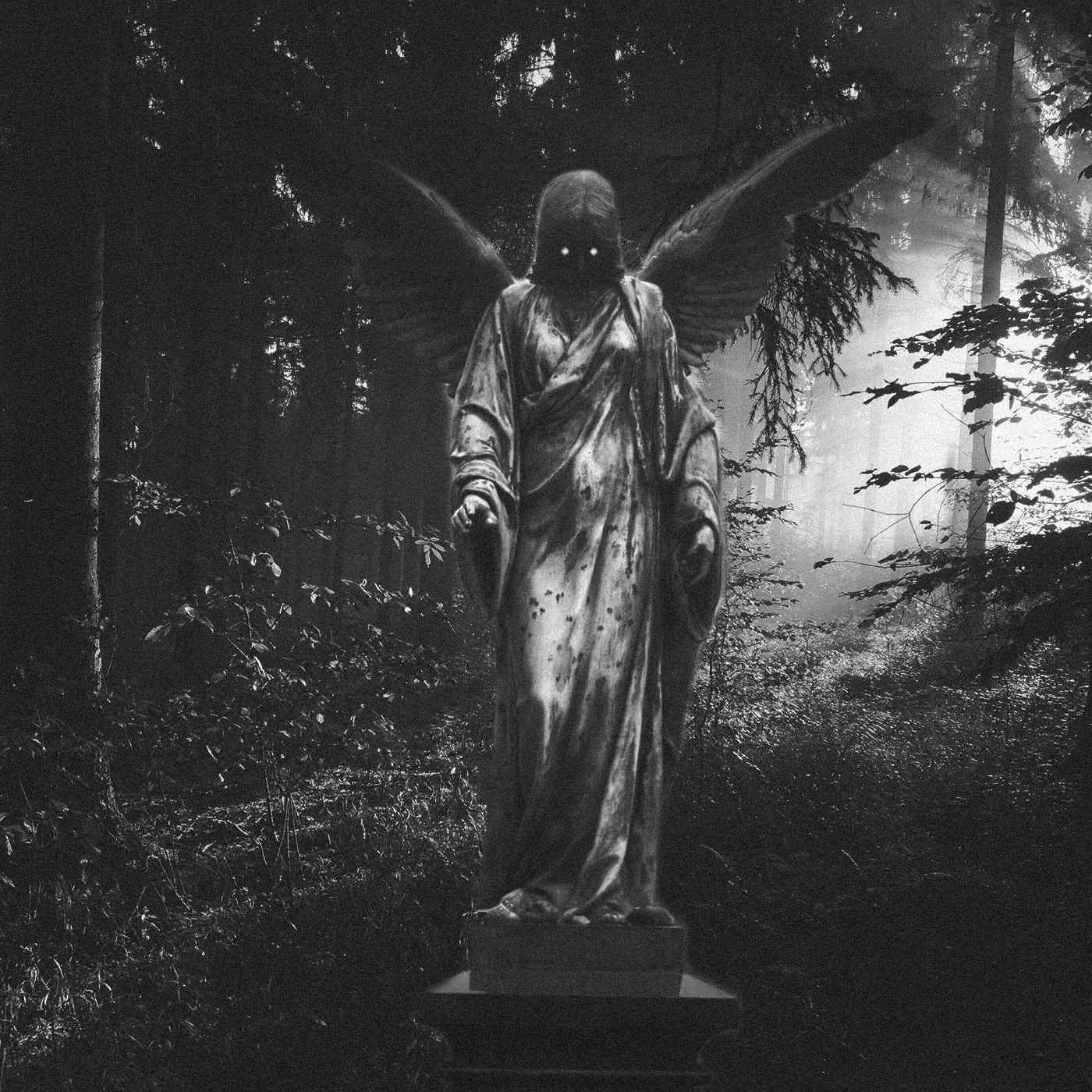 El ángel sonriente del cementerio (y otros encuentros de ultratumba)